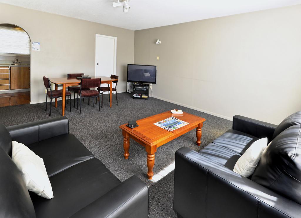 Classique Lodge Motel Κράισττσερτς Εξωτερικό φωτογραφία