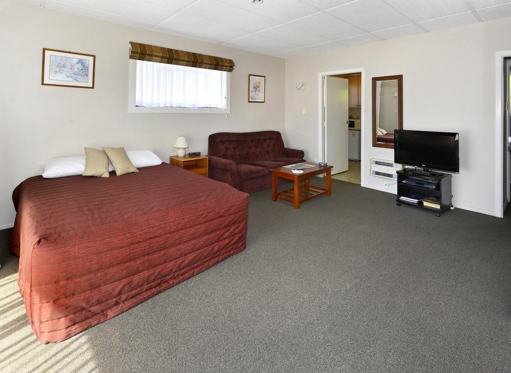 Classique Lodge Motel Κράισττσερτς Δωμάτιο φωτογραφία